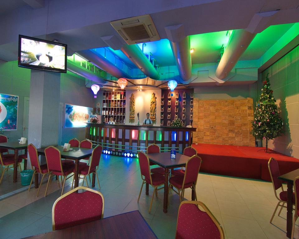 Hotel Golden Crown Mandalay